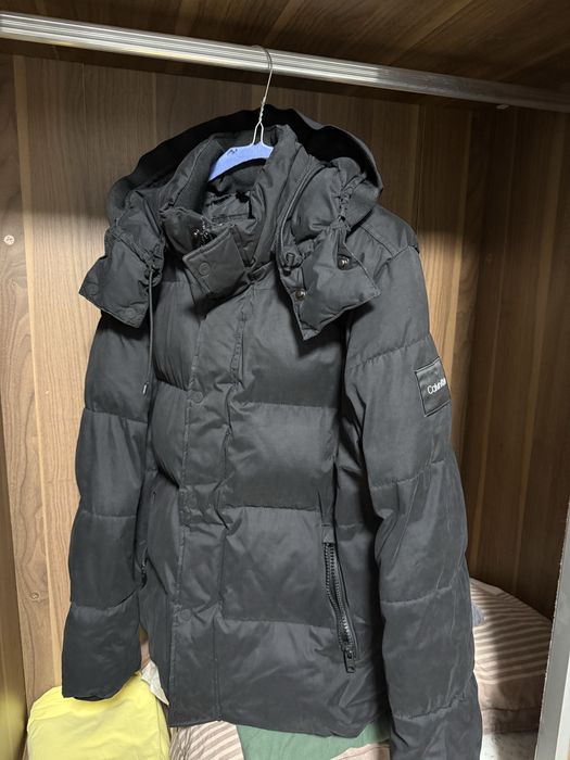 ЧИСТО НОВО зимно яке Calvin Klein
