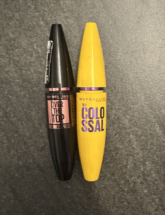 Oferta lot machiaje maybelline