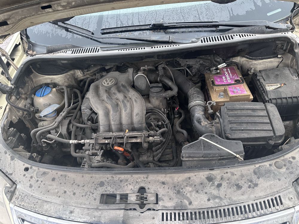 Vw touran 2.0 i на части