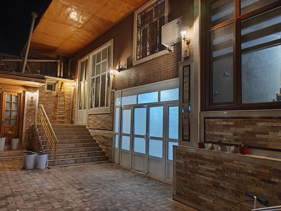 Uy sotiladi uy sotiladi