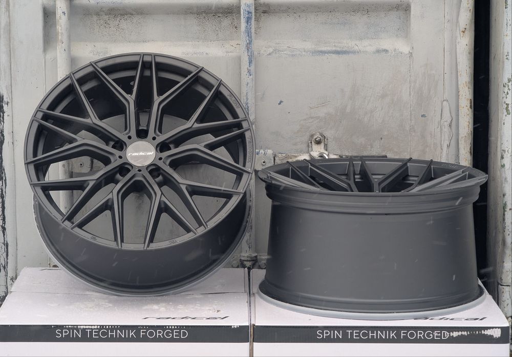 Диски R20 для BMW M6 F10 F13 F06 F01 F02 Camaro