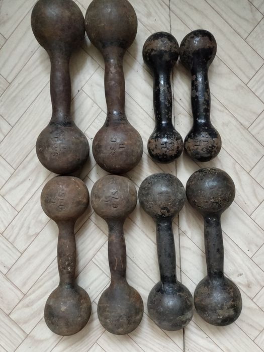 Гири Гантели из СССР, парами продаются.