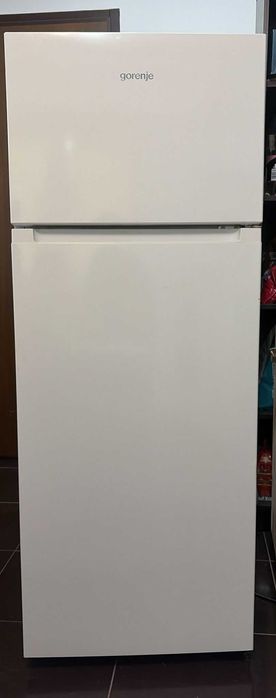 Frigider GORENJE RF4141PW4