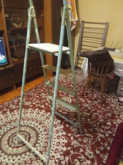 Продается времянка лестница