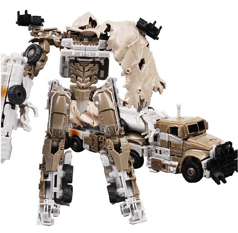 Figurina Transformers: Mechtech Voyager Megatron