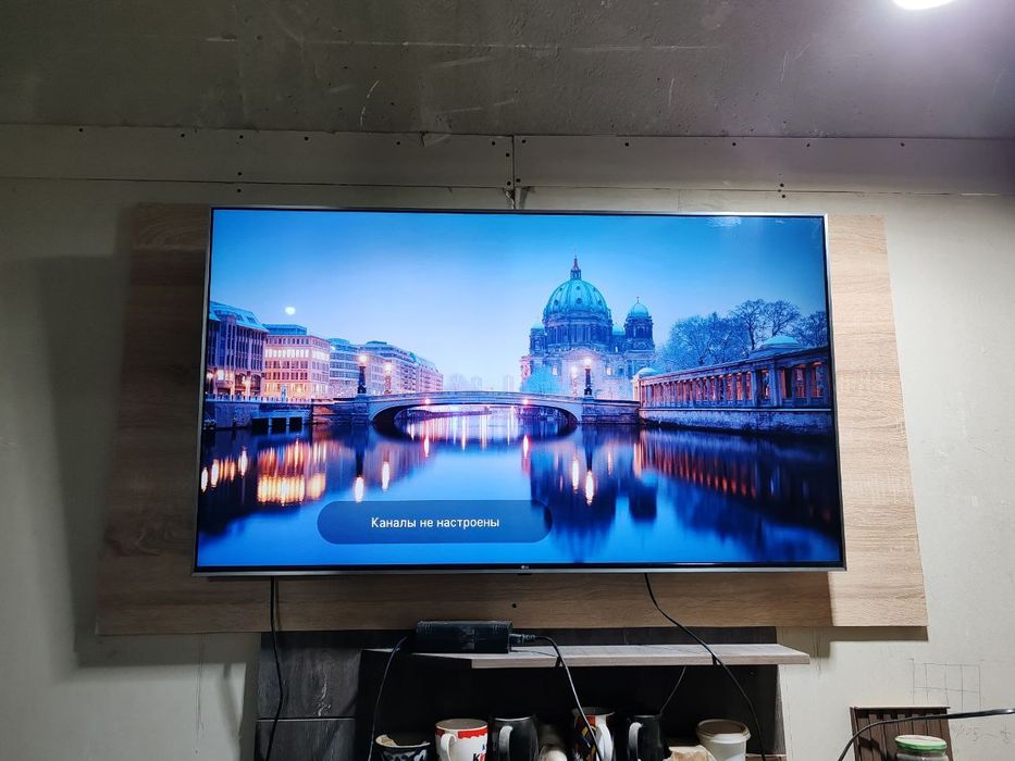 ТелевизорLG смарт