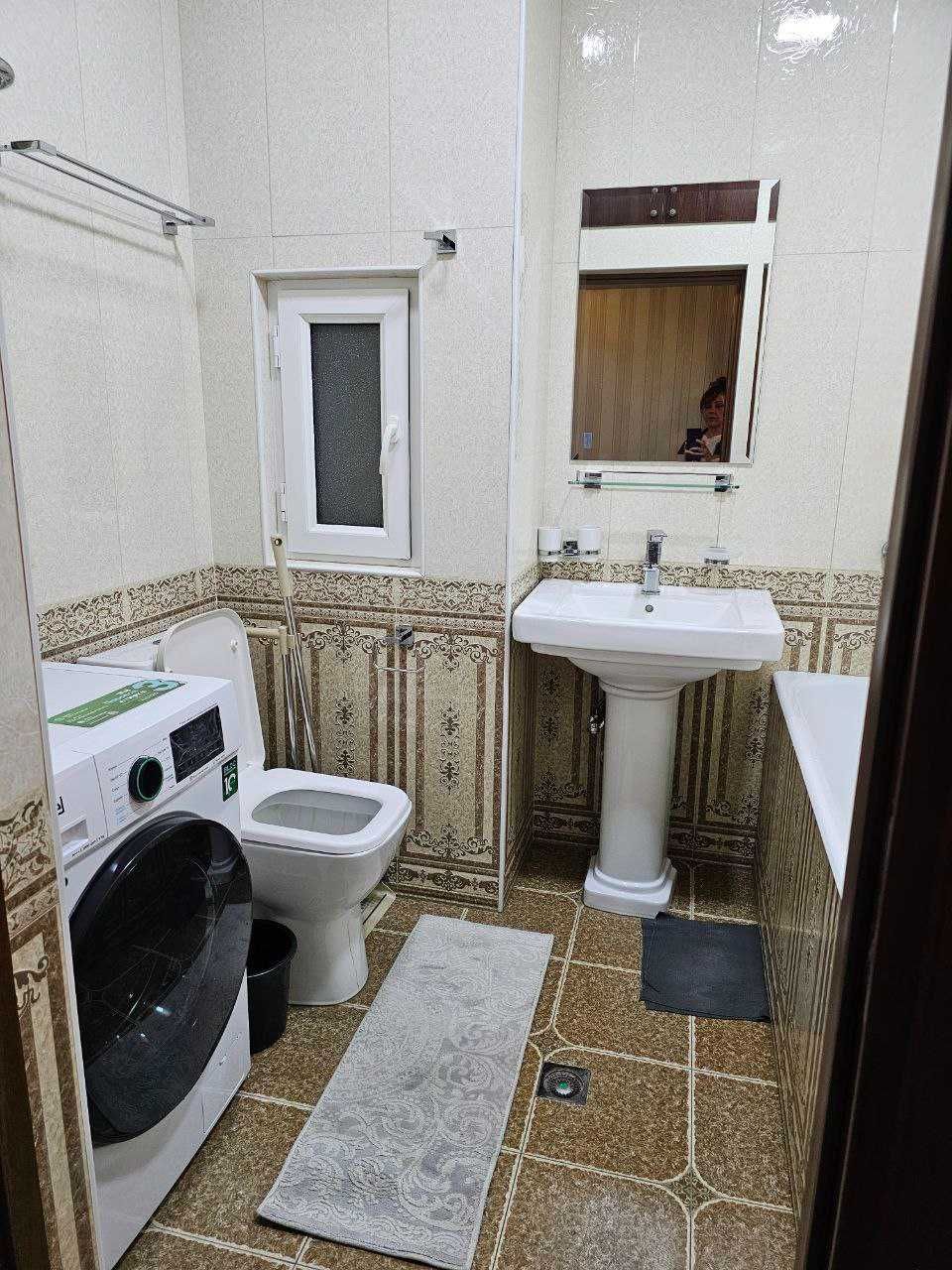 Карасу-2 (Мирзо-Улугбек), 5-комн, 110 м², 2/5, с ремонтом. Собственник