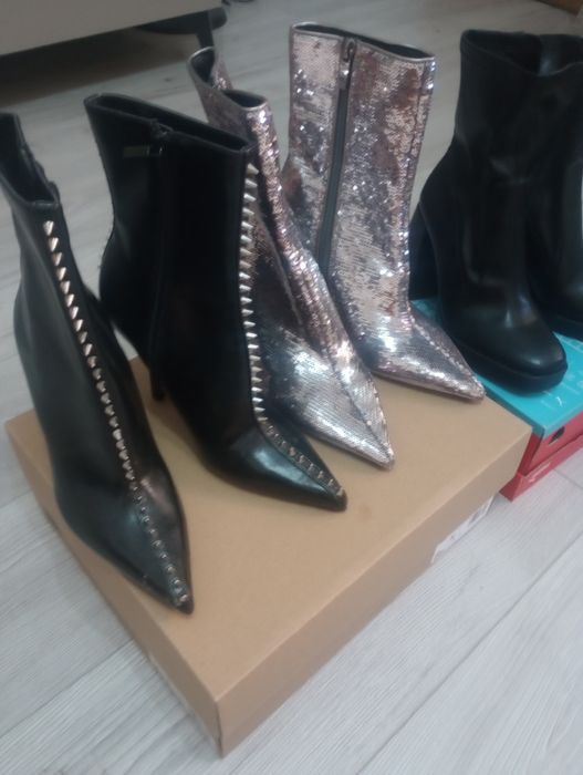 Cizme scurte cu toc noi