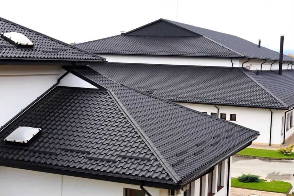 Acoperișuri țiglă metalică și reparații