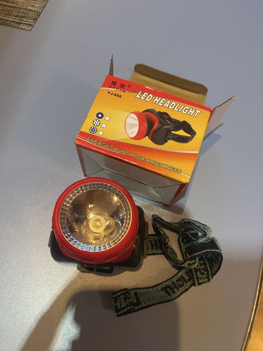 Lanterna cu led ptr frunte