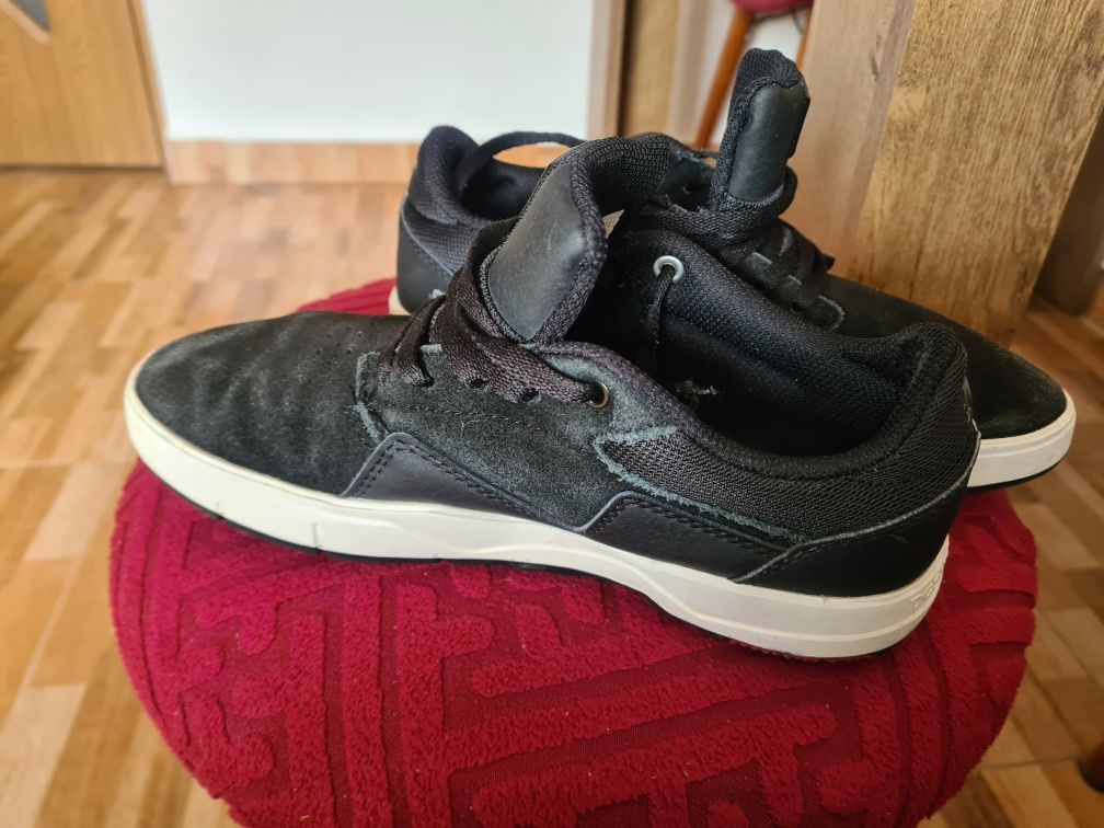 Adidași DC SHOES 39