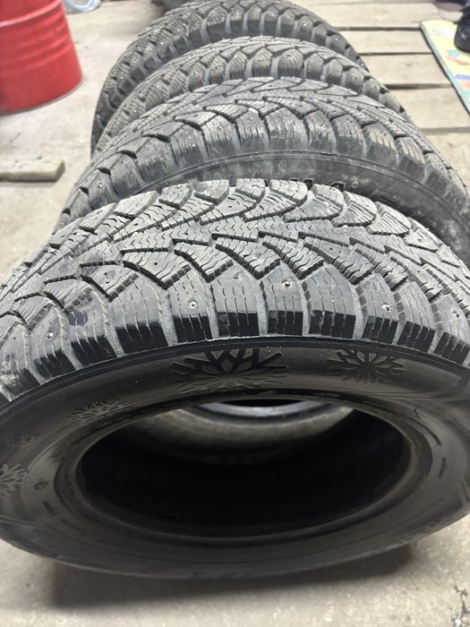 ПРОДАМ резину зима 185/65R14