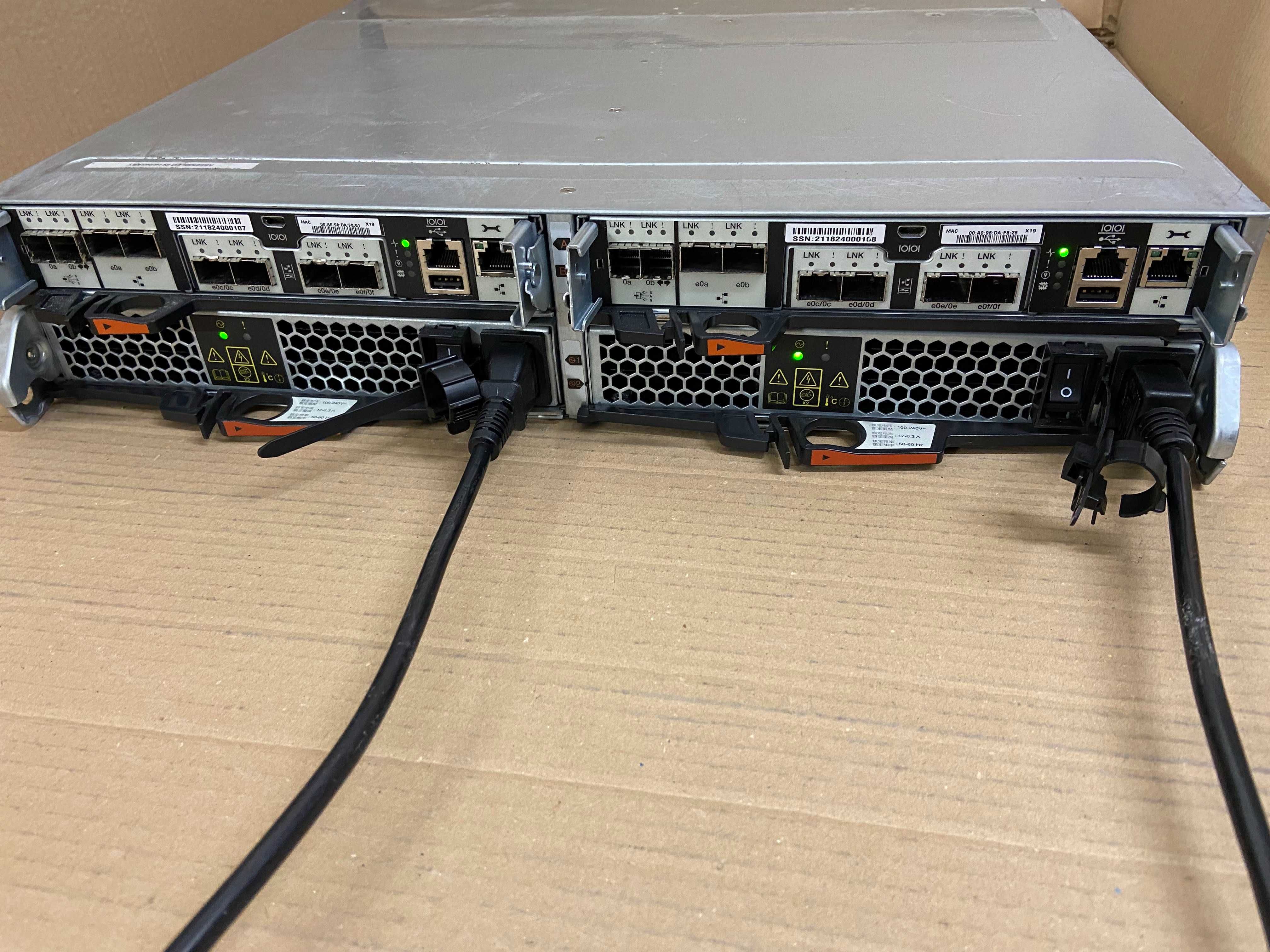 Сторидж NetApp FAS2620 12 x 3.5" SAS SATA, 10GbE iSCSI FC