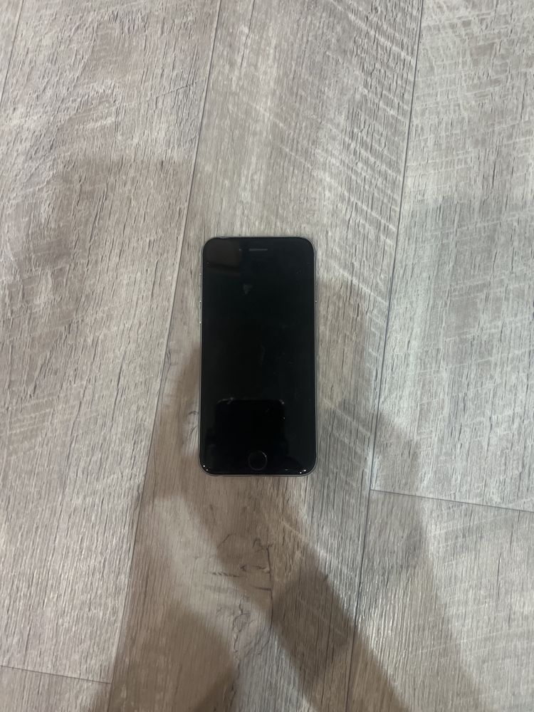 Iphone 6 32 гб идеал все работает на блакировке