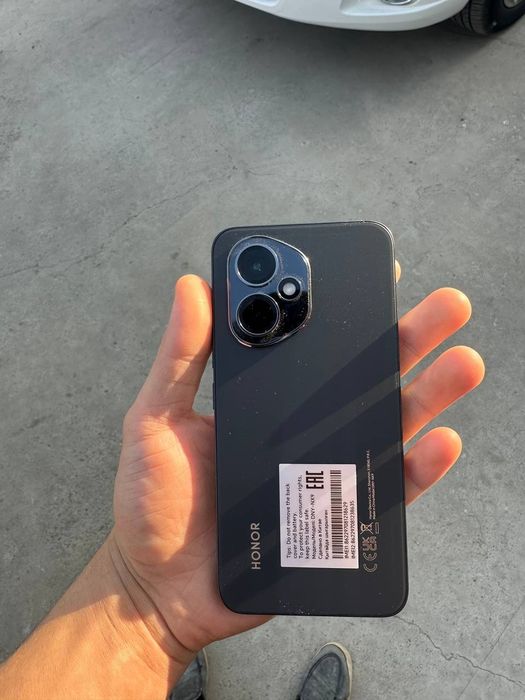Honor 400  8\256