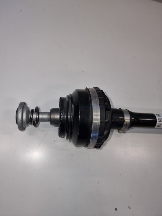 Planetara dreapta spate Xdrive BMW seria 3 G20 G22 G26/cod-8689550 OEM