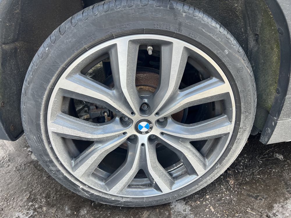 BMW X1 F48 На части