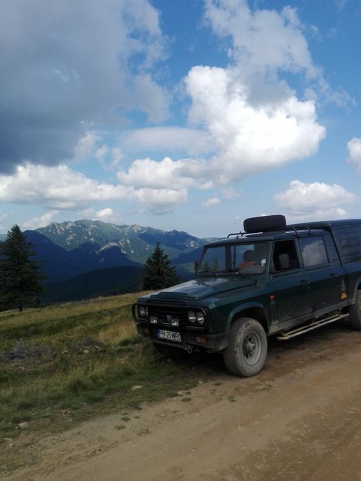 Autoturism ARO 324
