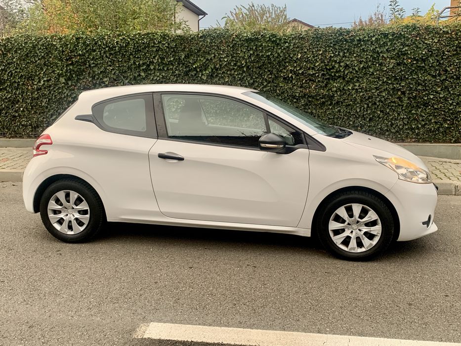 Peugeot 208/1.0 Benzina/68 cp/2013