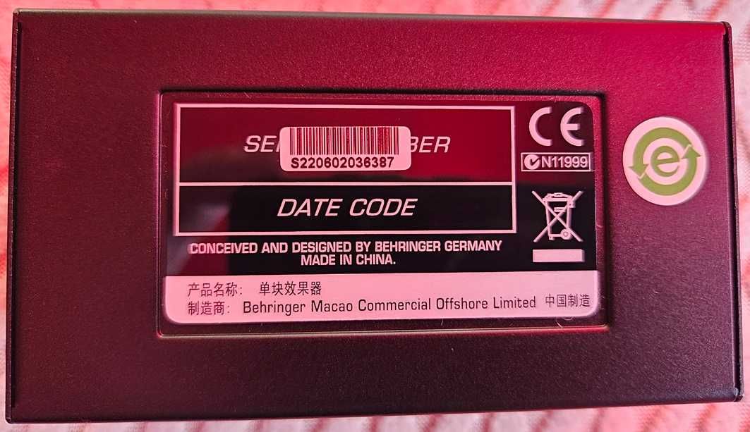 Behringer HD400 Hum Destroyer