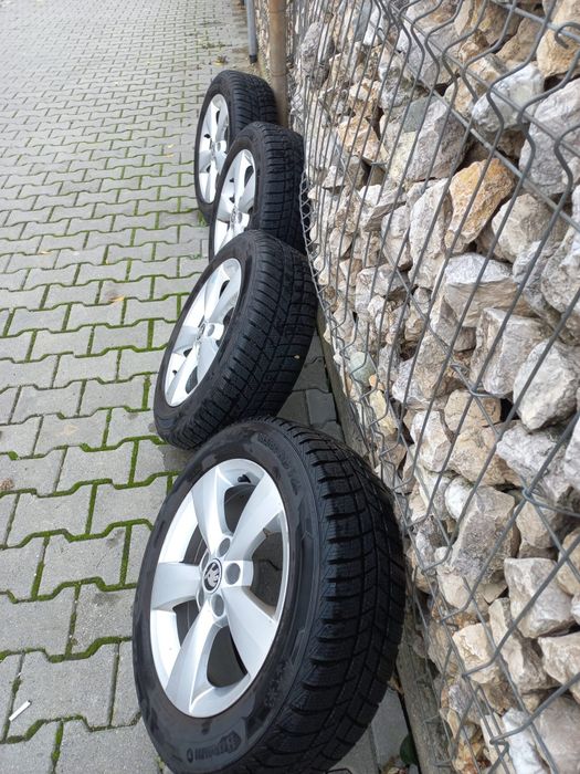 Jante aliaj 15/5×100 Anvelope NOI iarna 185/60/15 skoda Audi seat vw