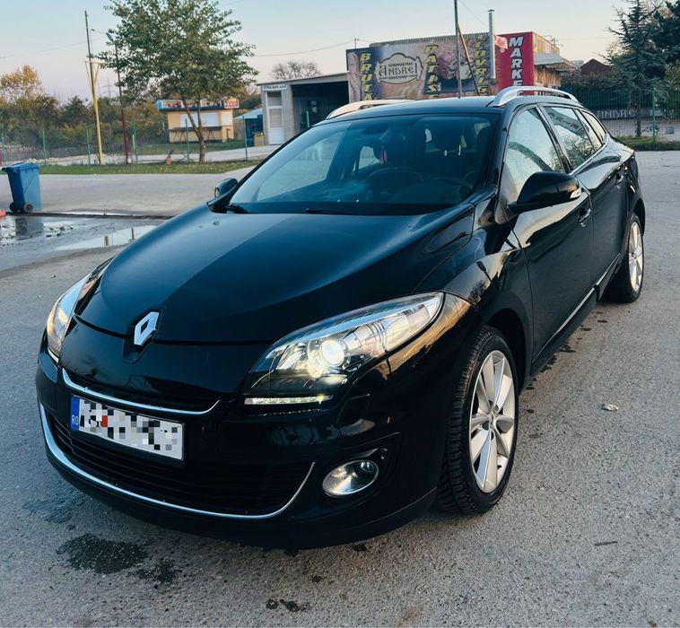 Megane 3-1.5dci automat/xenon/panoramic/nightVision/alcantara/Led