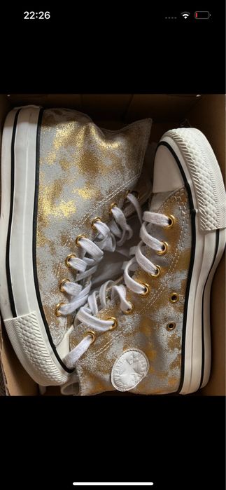 Converse gold&silver