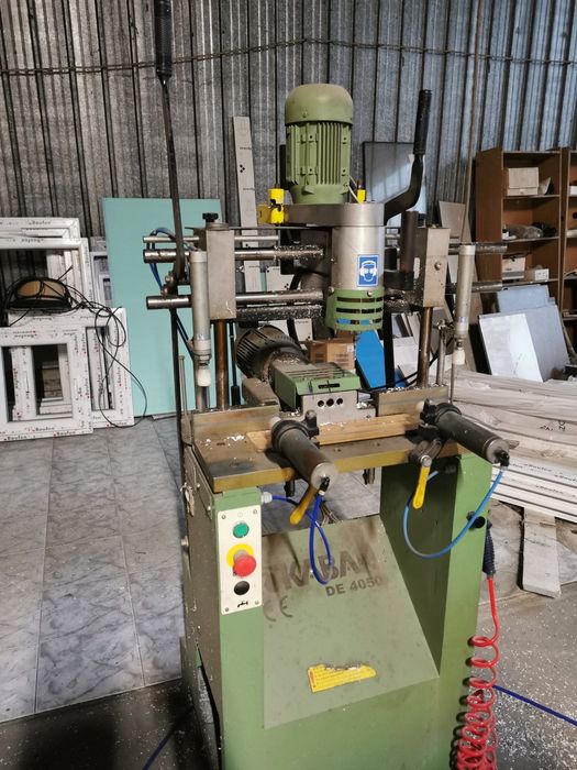 Машини за изработка на пвц / алуминиева дограма