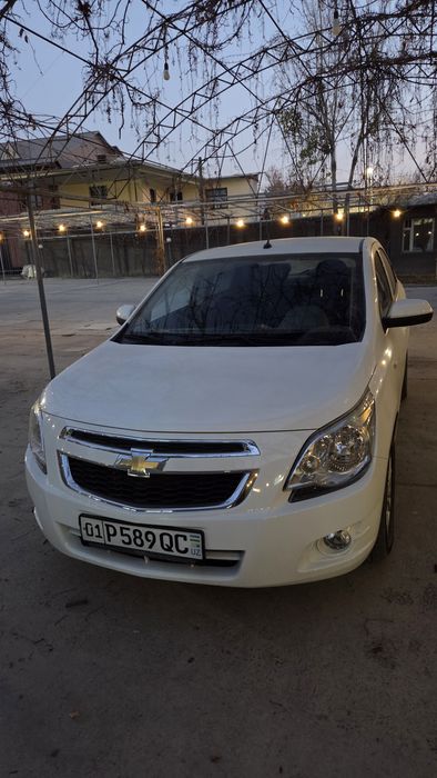 Продам Cobalt  белого цвета