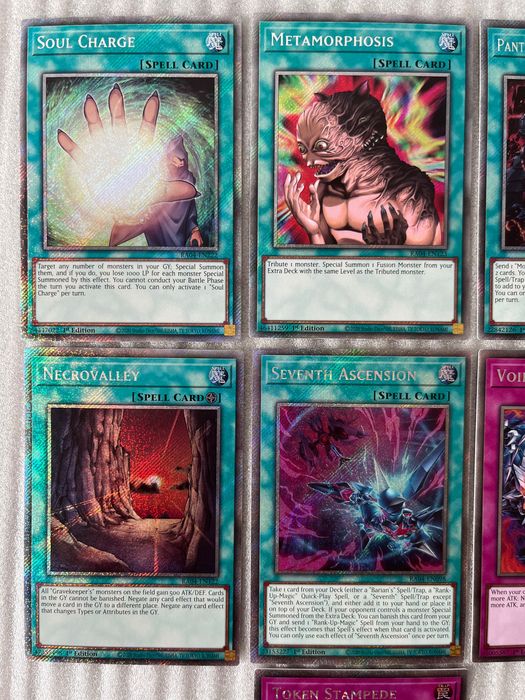 Колекция Yu-gi-oh Singles карти от Quarter Century Stampede