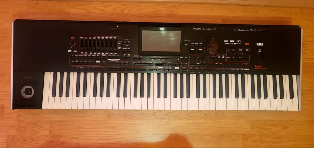 Korg pa 4 x 76 international