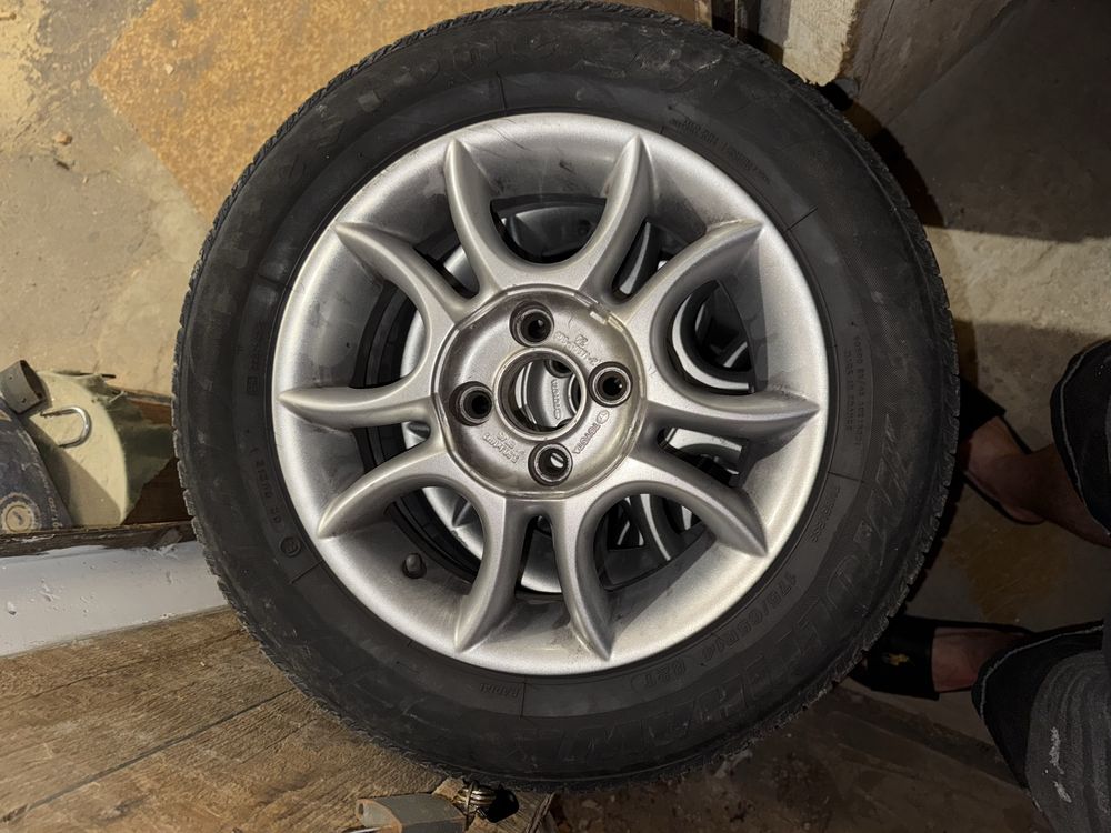 Джанти с гуми за TOYOTA YARIS