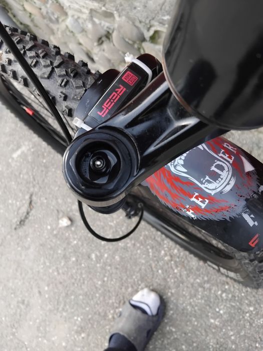 Vand bicicleta In Stare buna are roti 29 si frane pe ulei