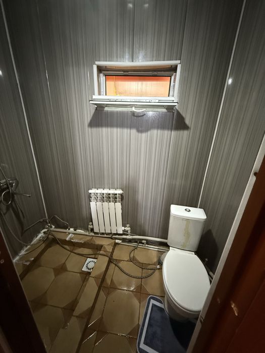 Сдаётся пол дома в аренду.