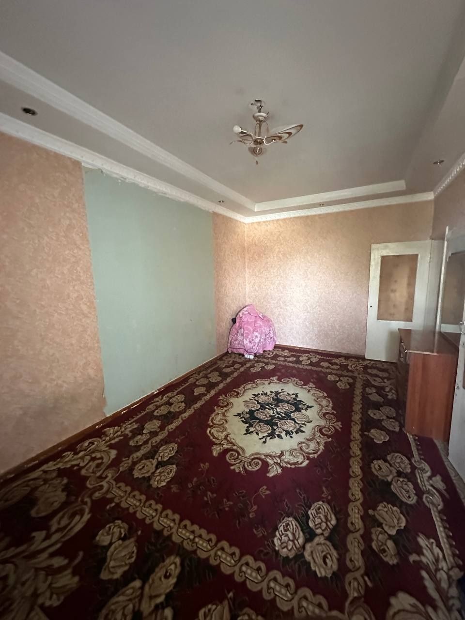 Chilonzor dumbirobod masjid yonida 2 xona uy ijaraga beriladi