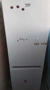 Холодильник веко хорошем рабочем состоянии