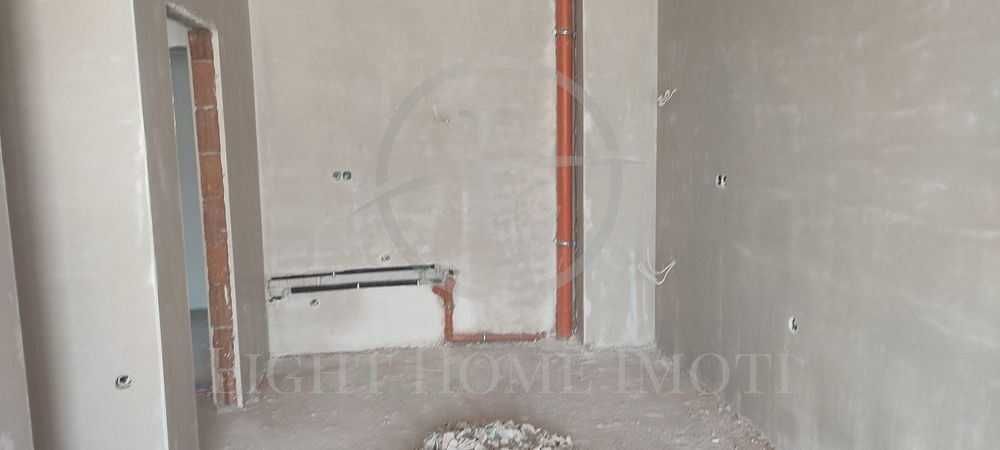 Продава се Двустаен апартамент в Пловдив, Тракия - 67 кв.м за 1247 €/кв.м - Снимка #2