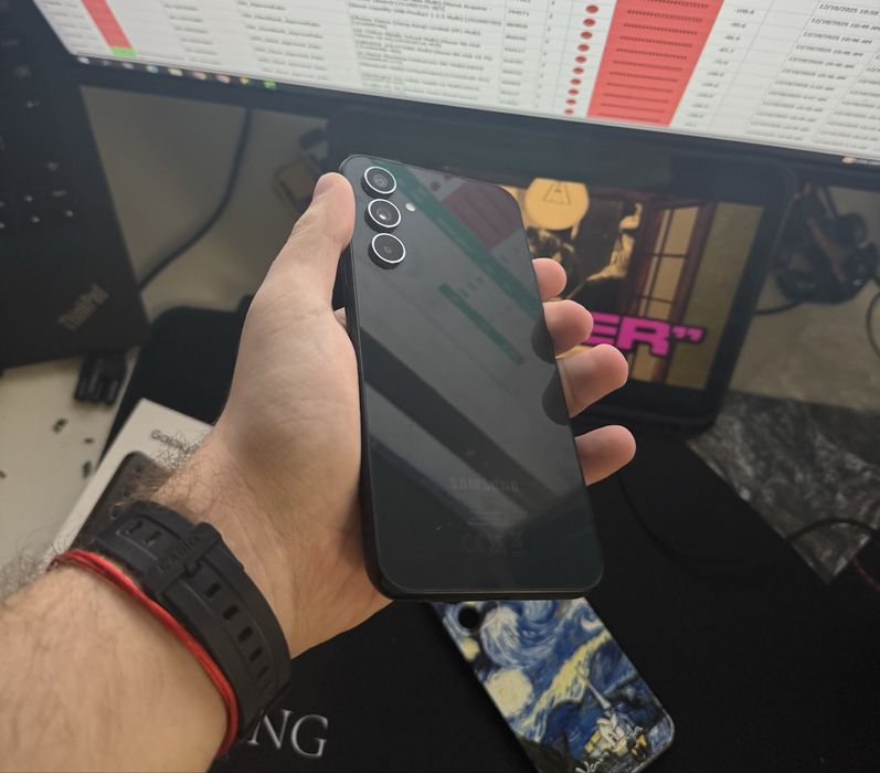 Samsung Galaxy A54 5G 128 GB/8 GB RAM + подарък калъф и протектор