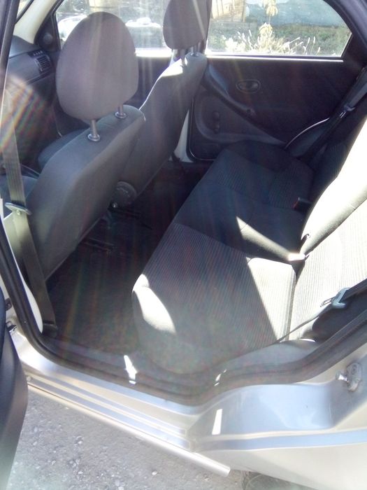 Vînd foarte urgent Fiat albea 1.4 benzină an 2006.euro 4.proprietar.