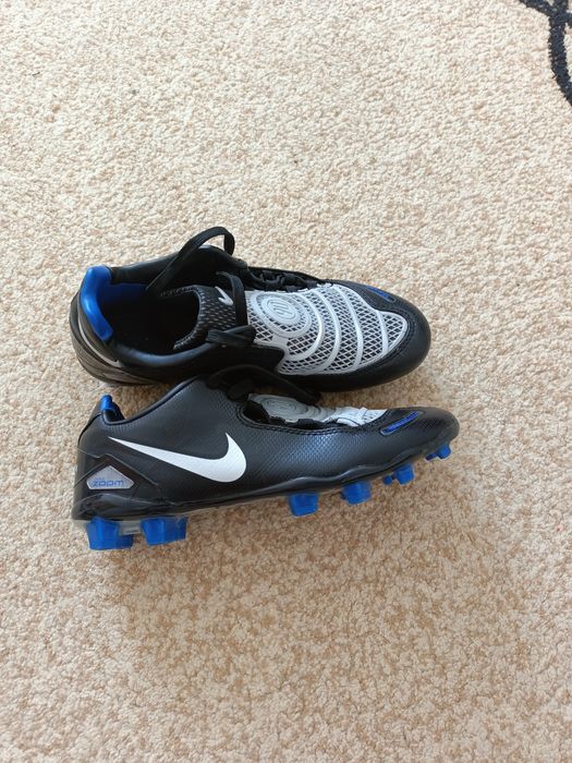 Футбольные бутсы Найк т90