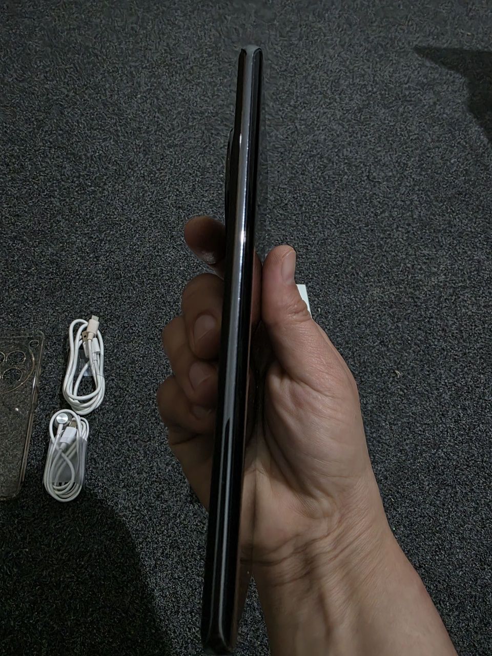 Infinix Zero 40 5G сотилади. Холати идеал.