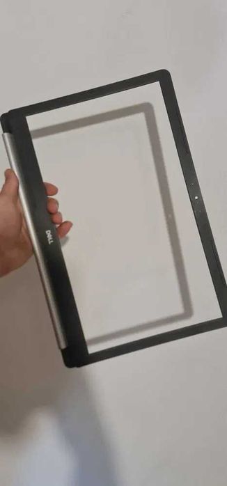 Рамка за дисплея bezel за лаптоп Dell Inspiron 17 5000 i5 8th gen