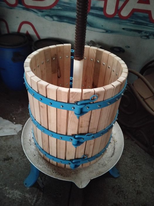 Presa (teasc) struguri