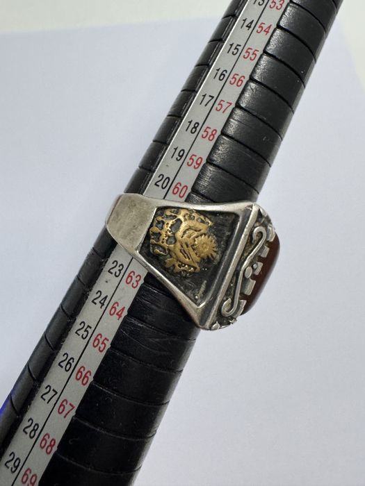 Inel (ghiul) barbatesc din argint, piatra carneol.