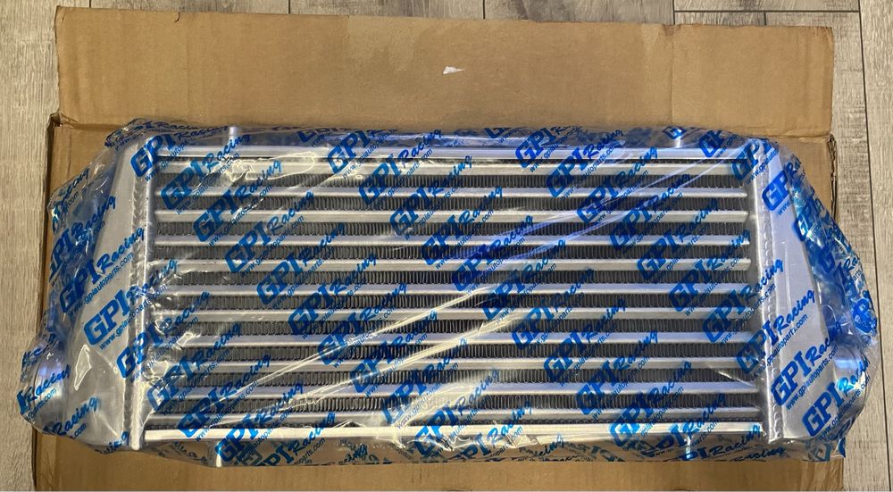 Челен интеркулер 450x215x50 intecooler 450x215x50