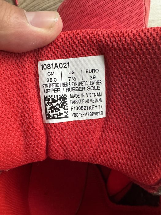 Борцовки ASICS -39 номер, като чисто нови