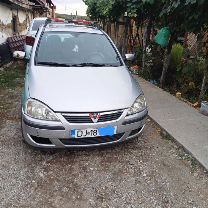 Opel corsa în doua uși