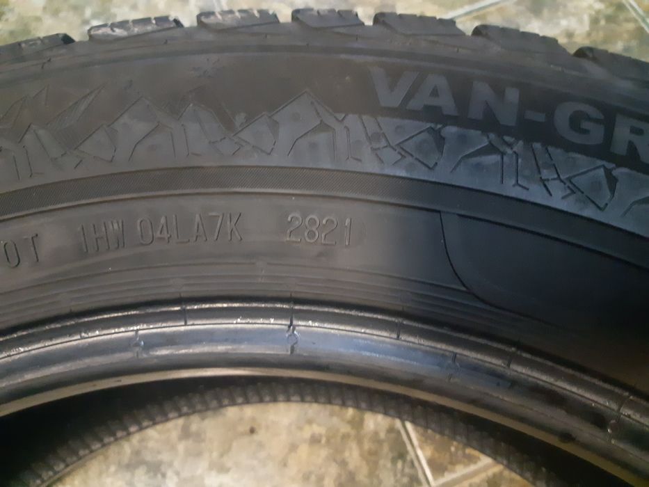 9мм! 215 60 17C Semperit speed grip 3
