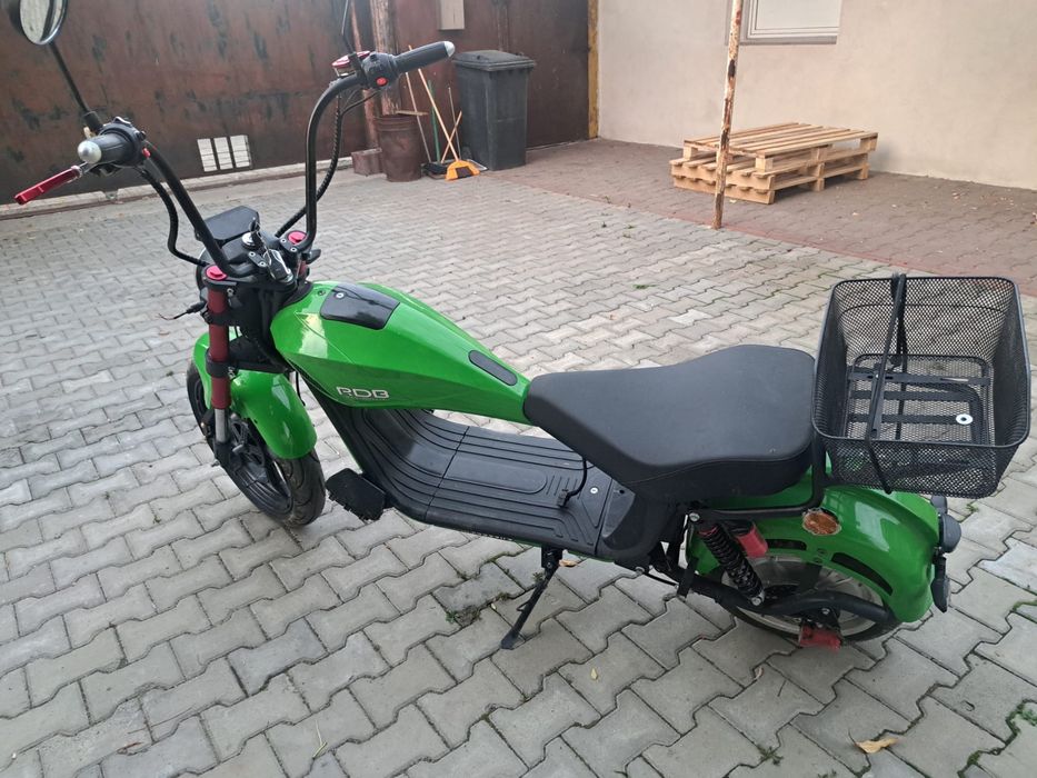 Scuter electric in perfecta stare