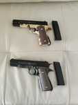 Pistol Glock sau Colt metal, cu bile, pentru joacă și antrenament